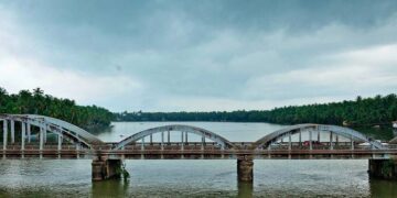 ആലുവ മാർത്താണ്ഡവർമ പഴയ പാലം ഒക്ടോബർ 28 മുതൽ നവംബർ 6 വരെ അടയ്ക്കുന്നതുമായി ബന്ധപ്പെട്ട ഗതാഗത നിയന്ത്രണം