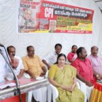 എറണാകുളം വഞ്ചി സ്ക്വയറിൽ സിപിഐ ജനാധിപത്യ സംരക്ഷണ സംഗമം ഉദ്ഘാടനം ചെയ്ത് എൻ. എസ്. മാധവൻ സംസാരിക്കുന്നു